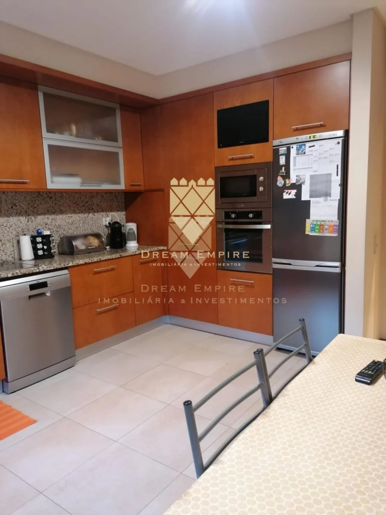 Moradia T3 para Venda em Recarei Foto 11