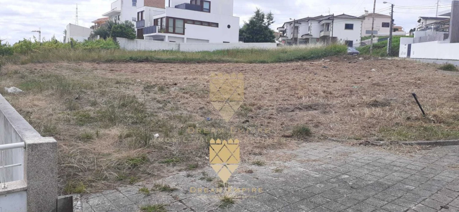 Terreno para Venda em Paredes Foto 5