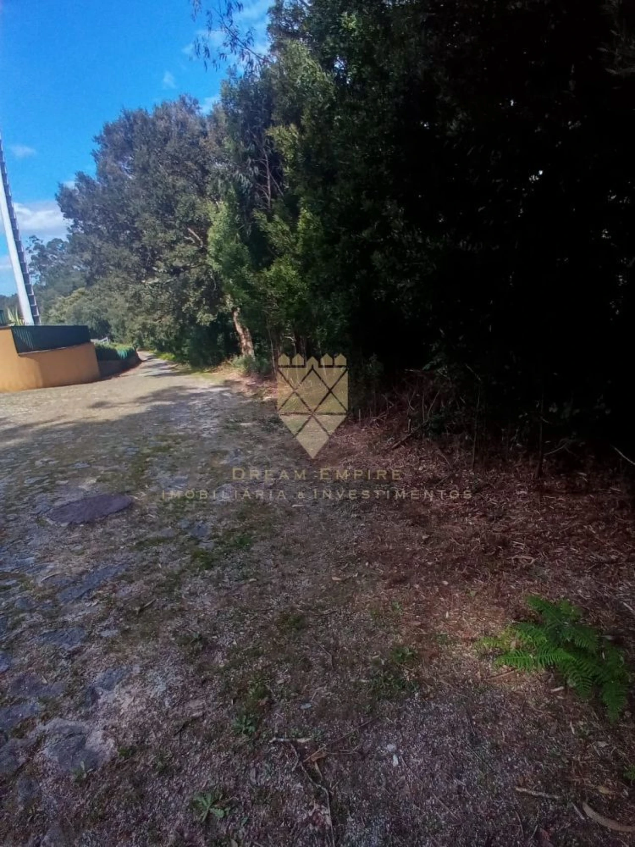 Terreno para Venda em Fonte Arcada Foto 1