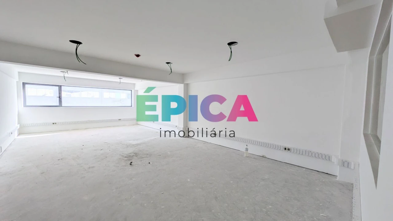 Loja para Arrendamento em Odivelas Foto 7