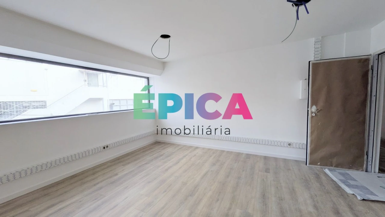 Loja para Arrendamento em Odivelas Foto 3