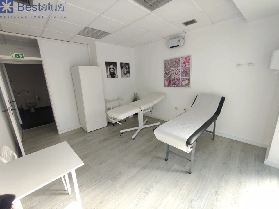 Loja para Venda em Bougado (São Martinho e Santiago) Foto 13