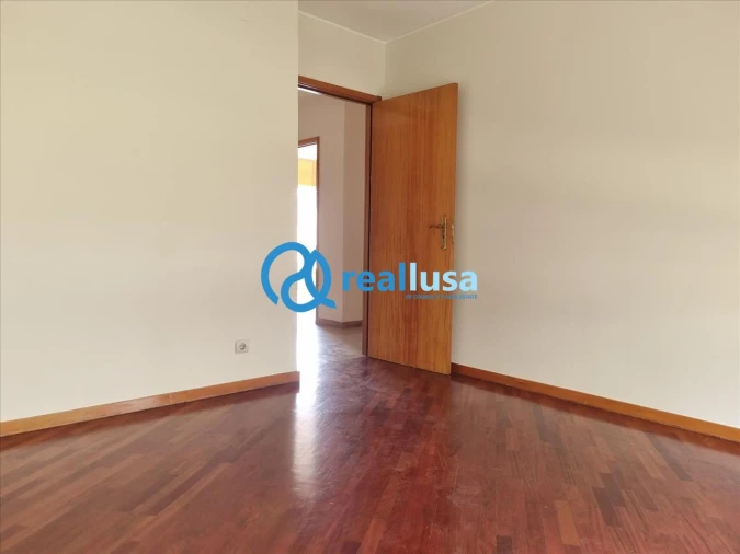 Apartamento T3 para Venda em Rio Tinto Foto 5