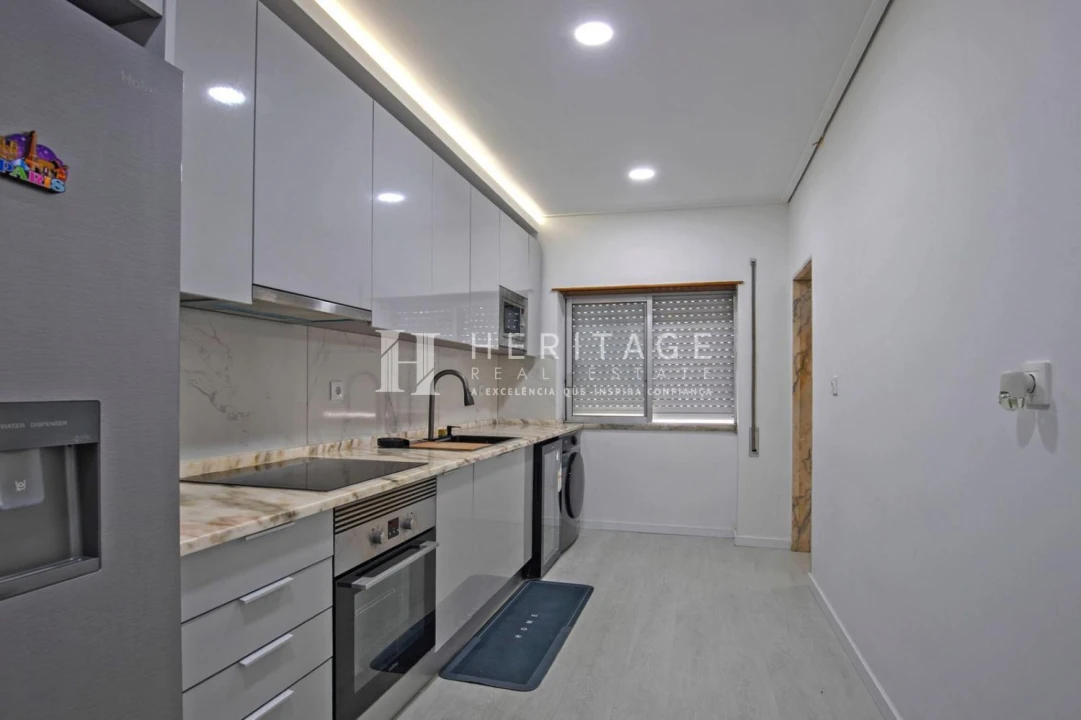 Apartamento T2 para Venda em Santo Antonio da Charneca Foto 2