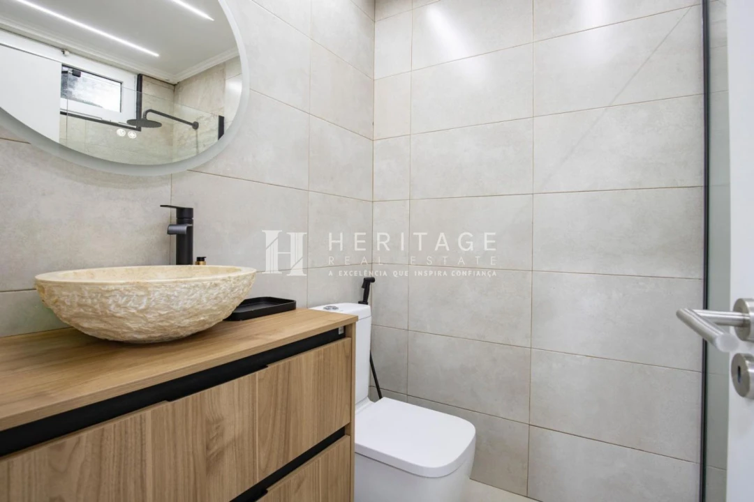 Apartamento T2 para Venda em Santo Antonio da Charneca Foto 16