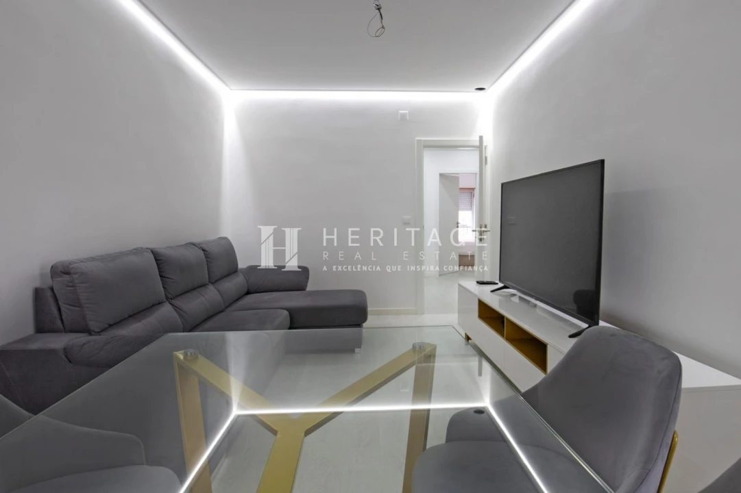 Apartamento T2 para Venda em Santo Antonio da Charneca Foto 6