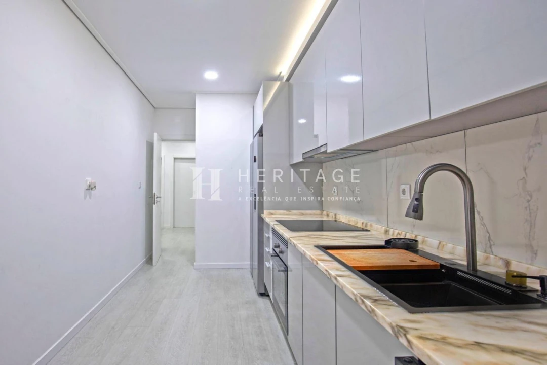 Apartamento T2 para Venda em Santo Antonio da Charneca Foto 3