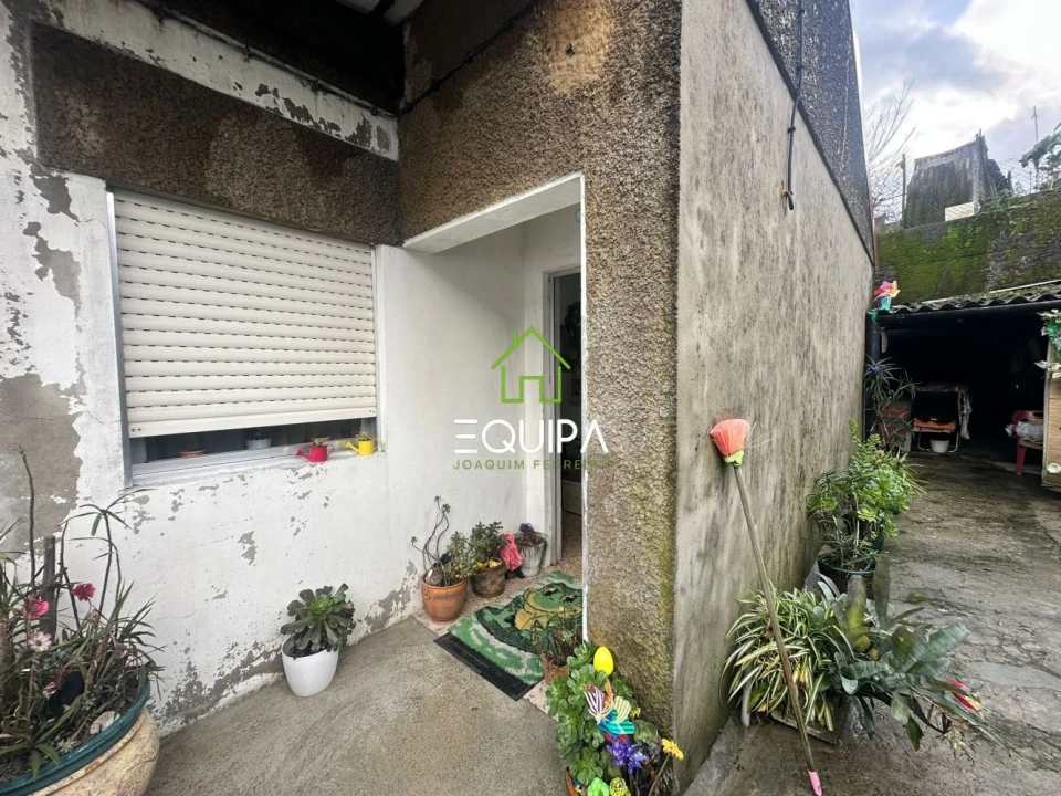 Moradia T3 para Venda em Caldas de Vizela (São Miguel e São João) Foto 2