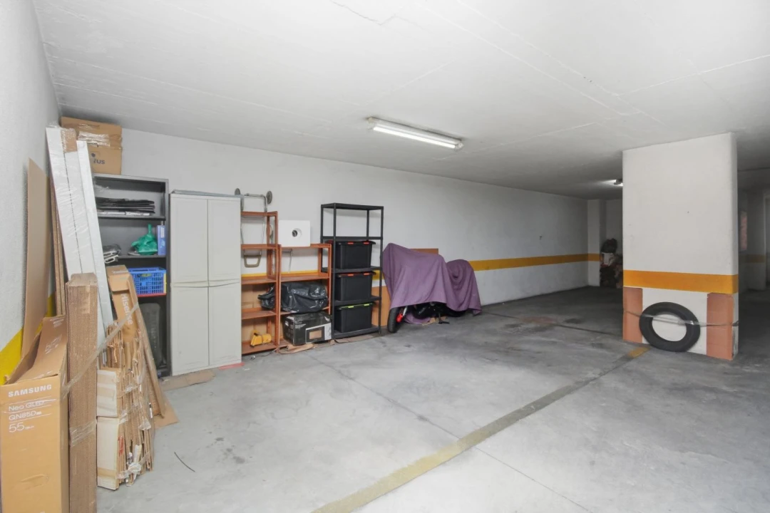 Apartamento T2 para Venda em Rio de Mouro Foto 22