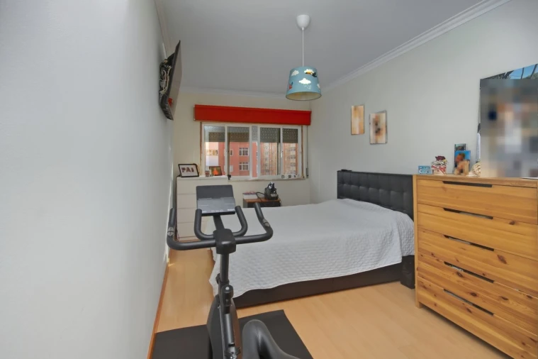 Apartamento T2 para Venda em Rio de Mouro Foto 19