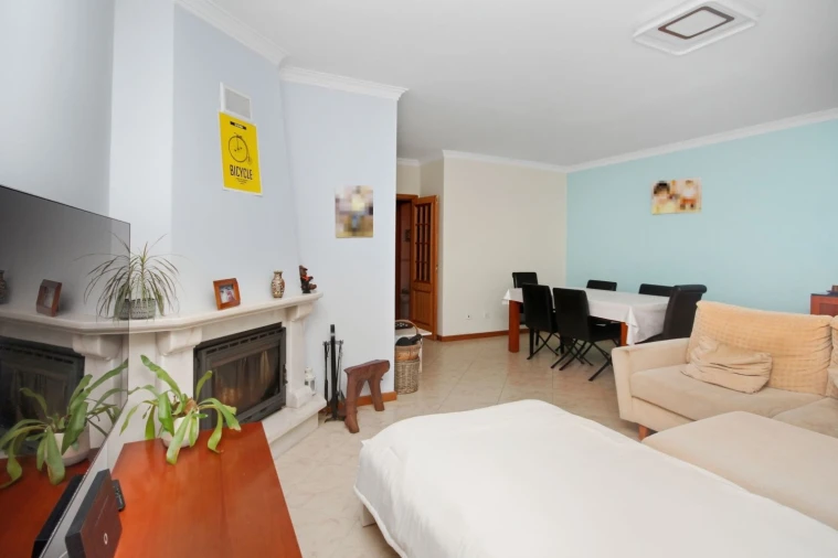 Apartamento T2 para Venda em Rio de Mouro