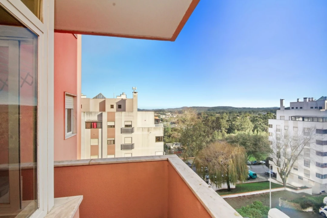 Apartamento T2 para Venda em Rio de Mouro Foto 25