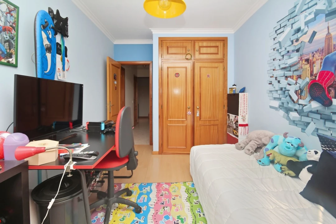 Apartamento T2 para Venda em Rio de Mouro Foto 18