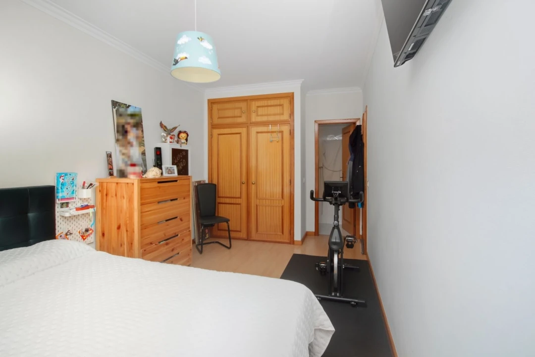Apartamento T2 para Venda em Rio de Mouro Foto 21