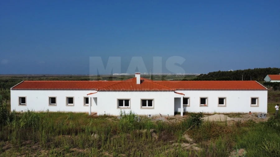 Moradia T4 para Venda em Ferrel Foto 10