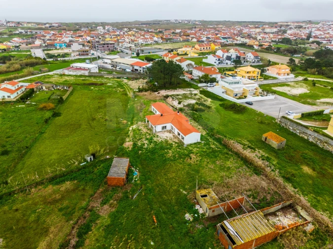 Moradia T4 para Venda em Ferrel Foto 7