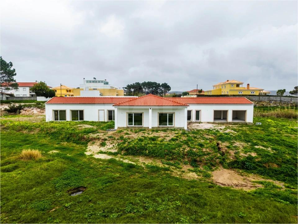 Moradia T4 para Venda em Ferrel Foto 10