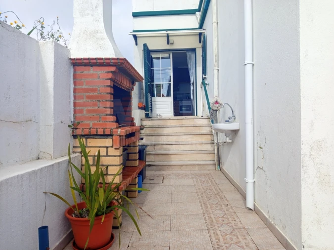 Moradia T4 para Venda em Moita dos Ferreiros Foto 4
