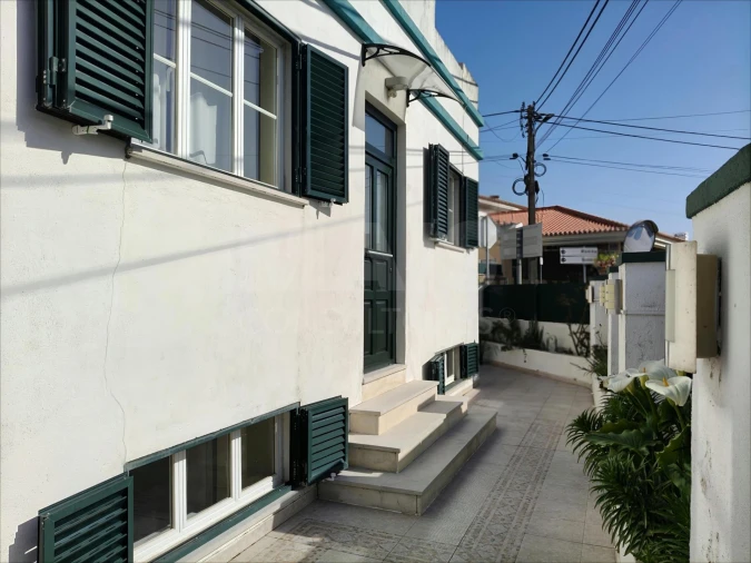 Moradia T4 para Venda em Moita dos Ferreiros Foto 2