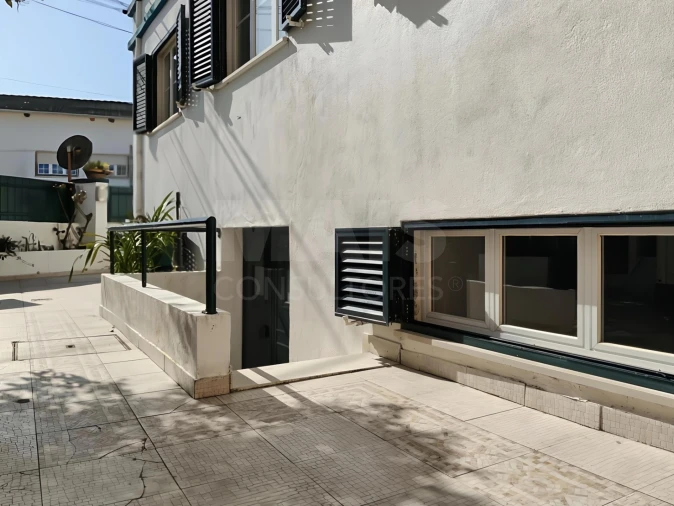 Moradia T4 para Venda em Moita dos Ferreiros Foto 5