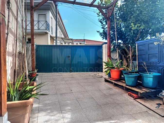 Moradia T4 para Venda em Moita dos Ferreiros Foto 6