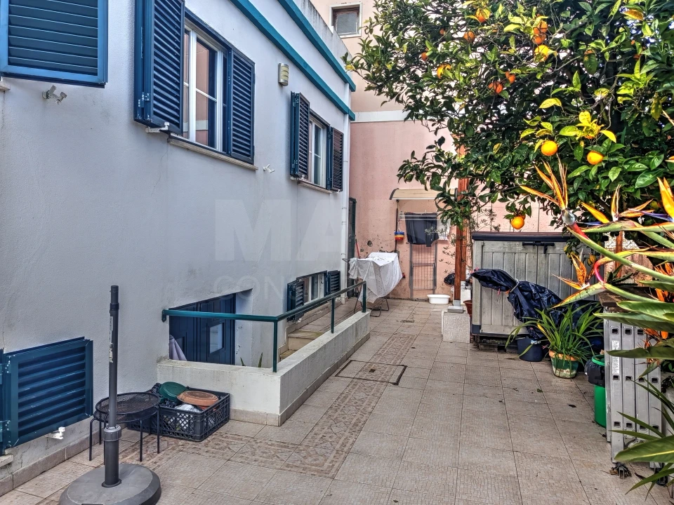 Moradia T4 para Venda em Moita dos Ferreiros Foto 5