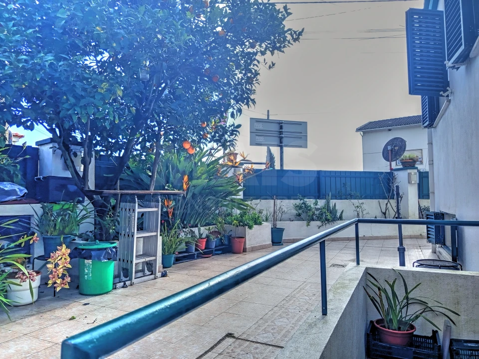 Moradia T4 para Venda em Moita dos Ferreiros Foto 1