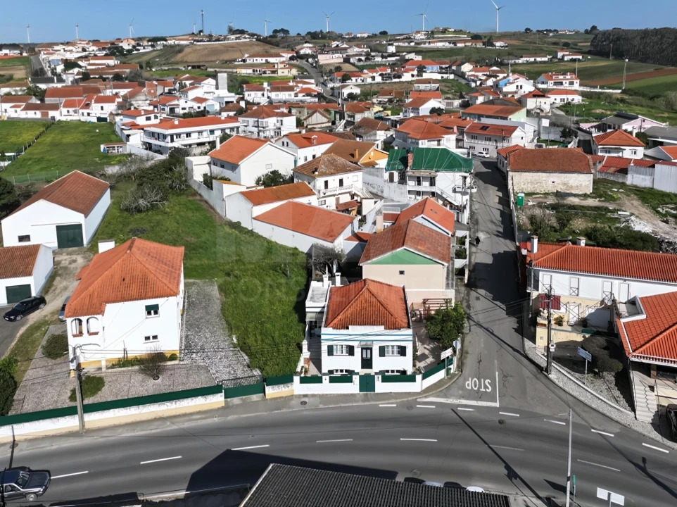 Moradia T4 para Venda em Moita dos Ferreiros Foto 7