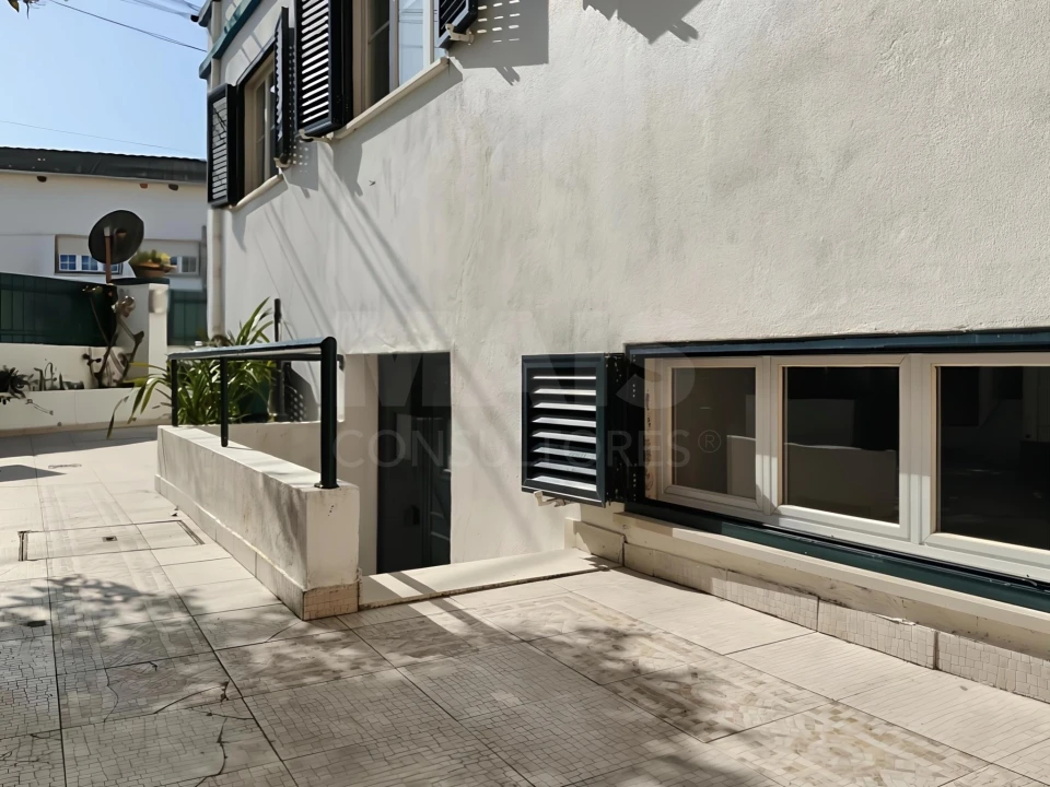 Moradia T4 para Venda em Moita dos Ferreiros Foto 5