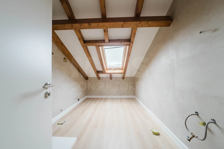 Moradia T3 para Venda em Atouguia da Baleia Foto 11