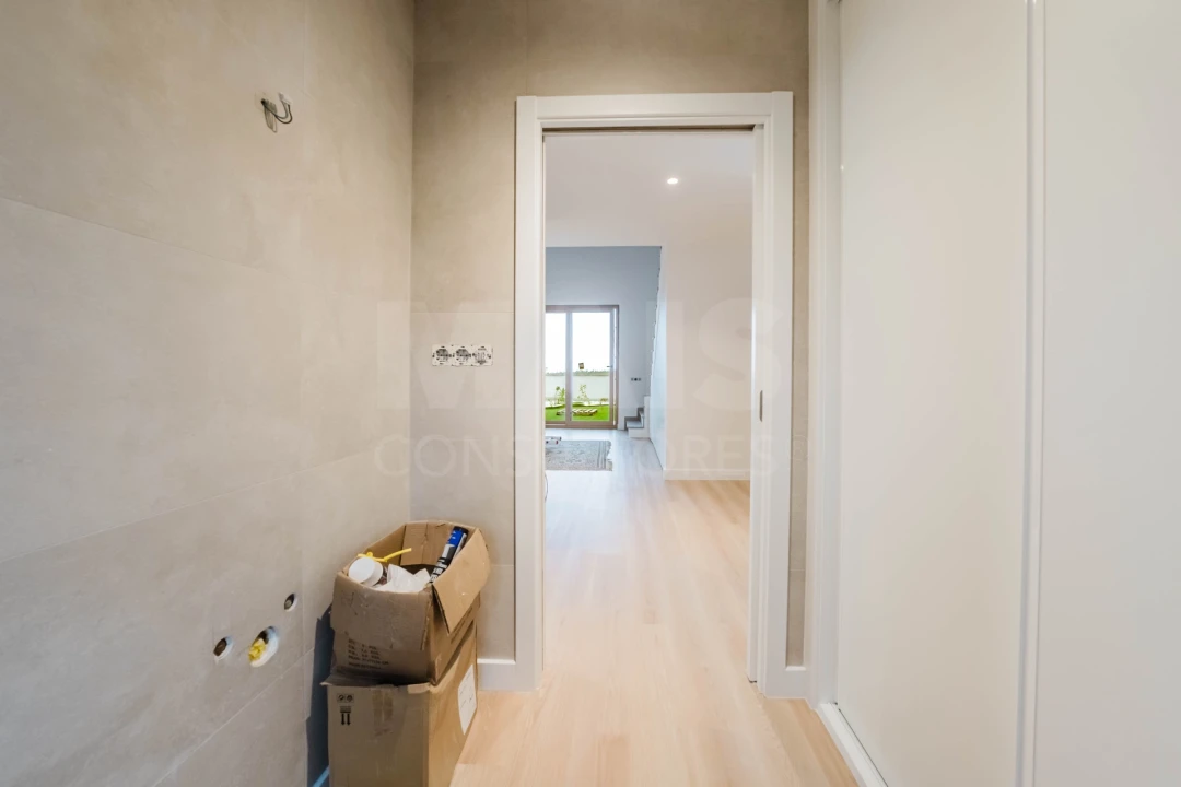 Moradia T3 para Venda em Atouguia da Baleia Foto 4