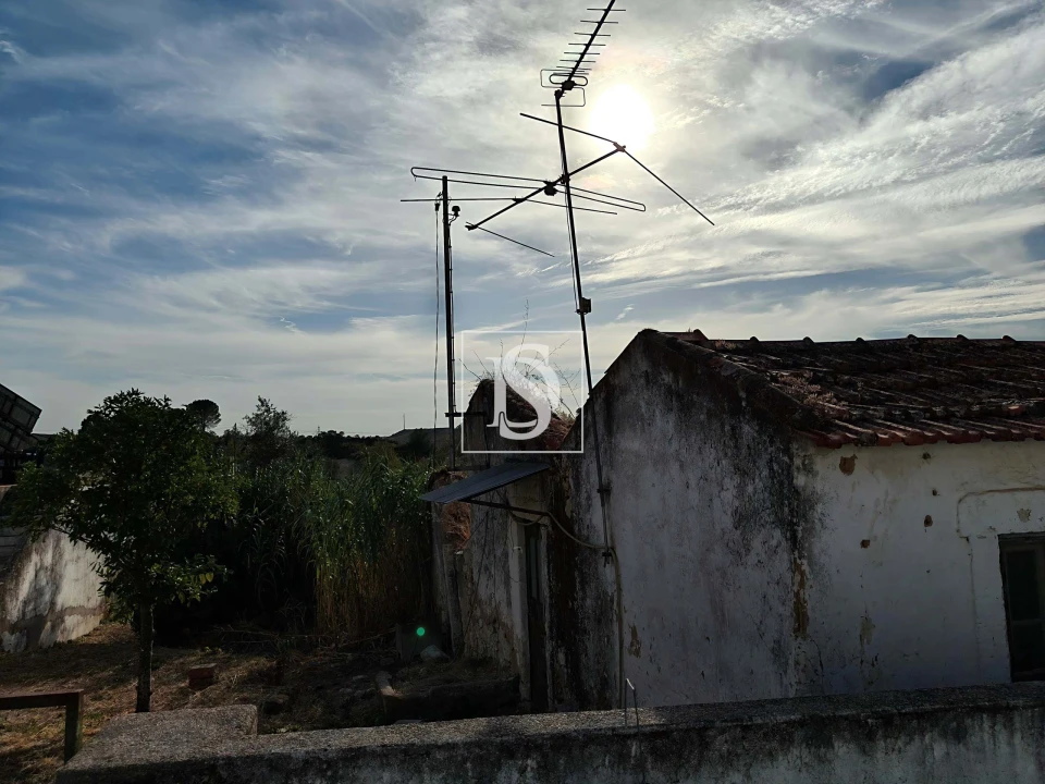 Moradia T2 para Venda em Olaia e Paço Foto 9