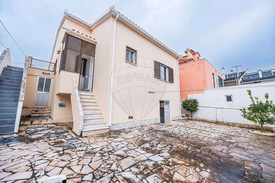 Moradia T3 para Venda em Carnaxide e Queijas Foto 39