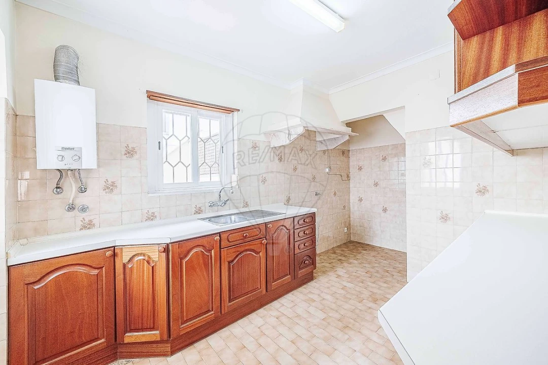 Moradia T3 para Venda em Carnaxide e Queijas Foto 22