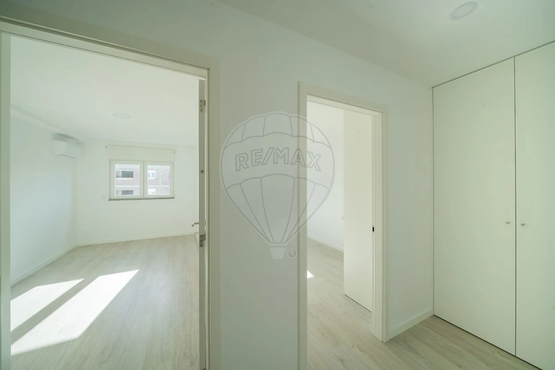 Apartamento T2 para Arrendamento em Aradas Foto 21