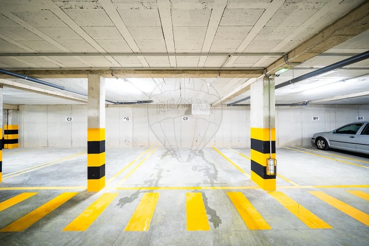 Apartamento T2 para Arrendamento em Aradas Foto 26