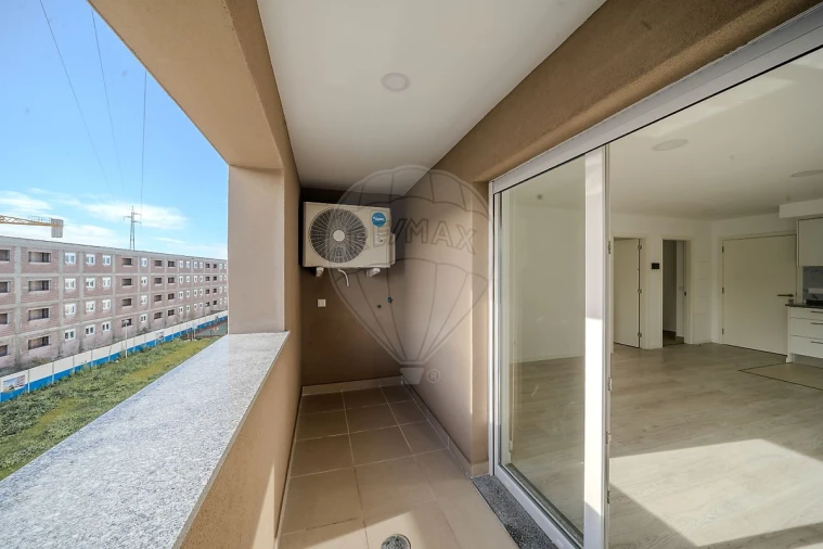 Apartamento T2 para Arrendamento em Aradas Foto 12