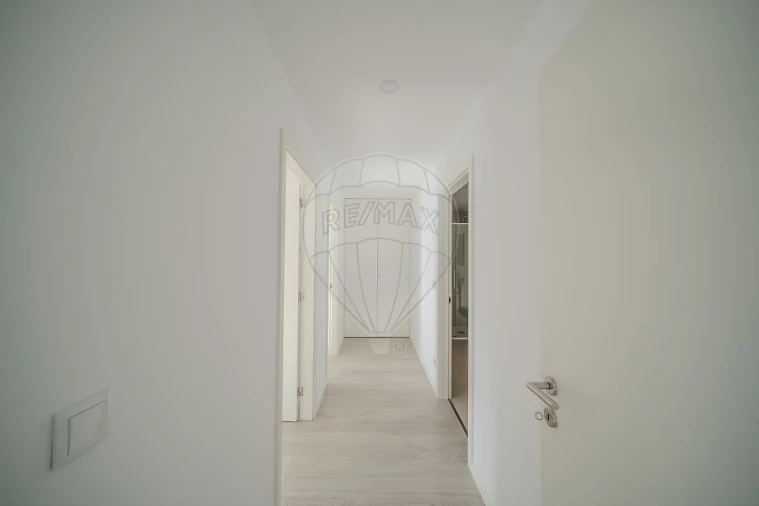 Apartamento T2 para Arrendamento em Aradas Foto 14