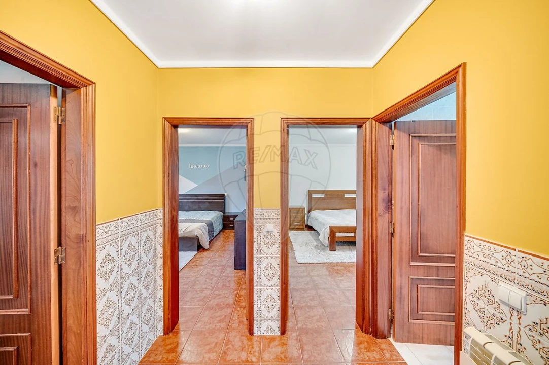 Moradia T4 para Venda em Oliveira do Bairro Foto 12