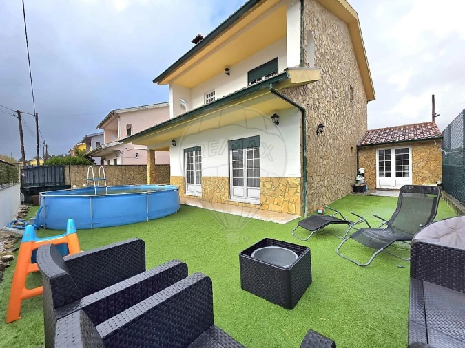 Moradia T4 para Venda em Oliveira do Bairro Foto 20