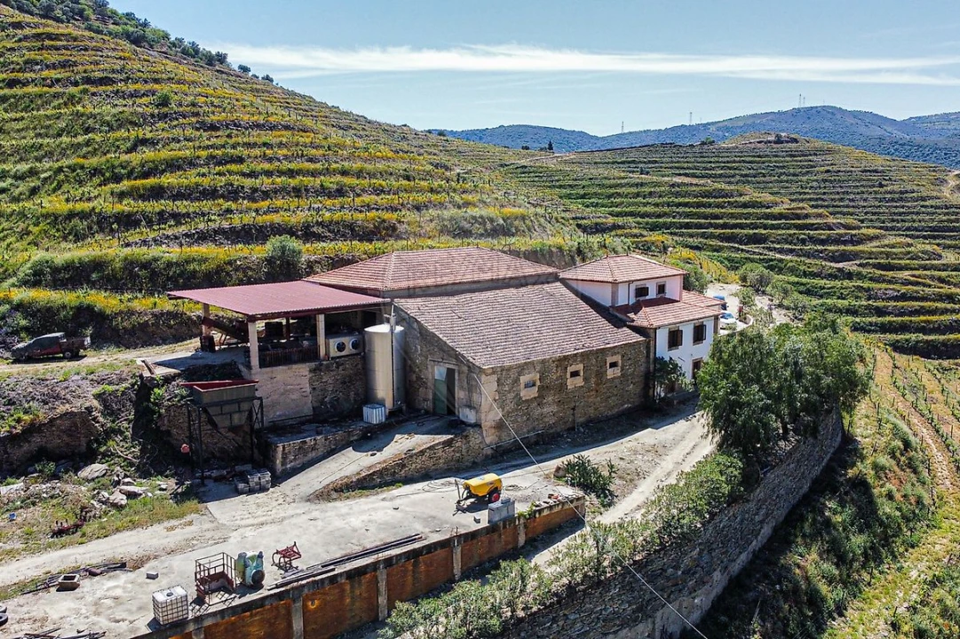 Quinta T0 para Venda em Lousa Foto 23