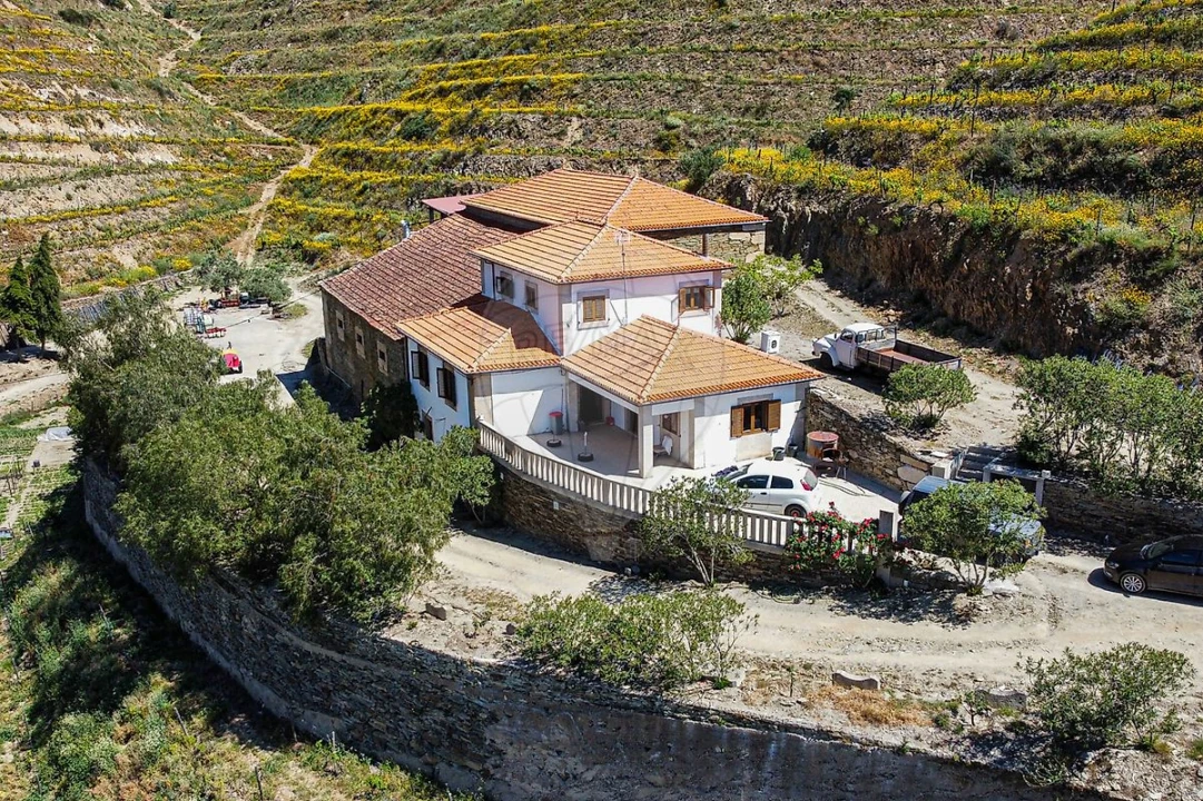 Quinta T0 para Venda em Lousa Foto 21