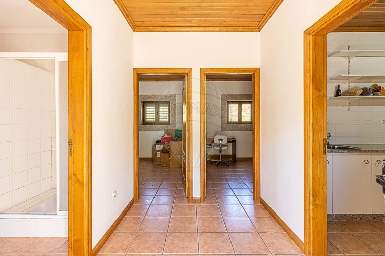 Quinta T0 para Venda em Lousa Foto 10
