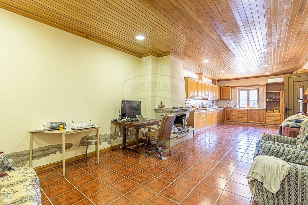 Quinta T0 para Venda em Lousa Foto 15