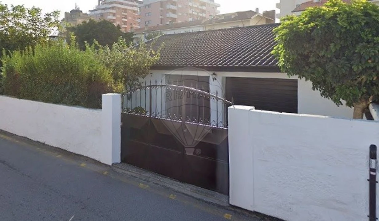 Moradia T4 para Venda em Canidelo Foto 1