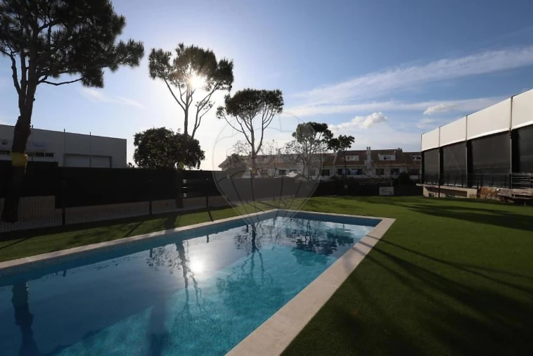 Negócio para Venda em Albufeira e Olhos de Água Foto 2