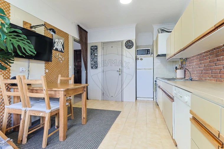 Apartamento T3 para Venda em Buarcos Foto 9