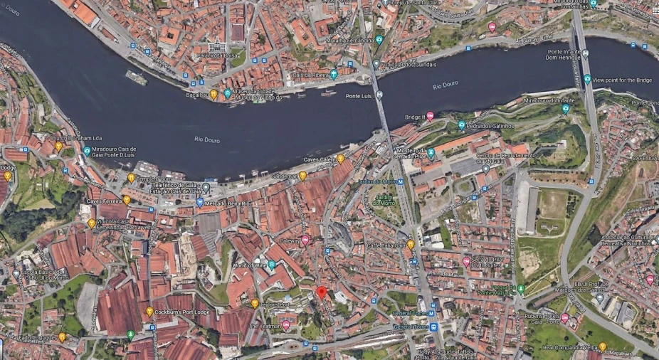 Prédio para Venda em Santa Marinha e São Pedro da Afurada Foto 4