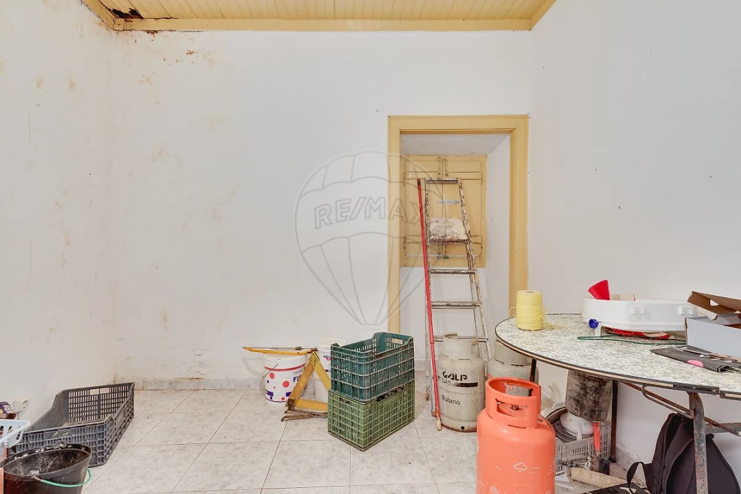 Moradia T6 para Venda em Santo Isidoro Foto 41