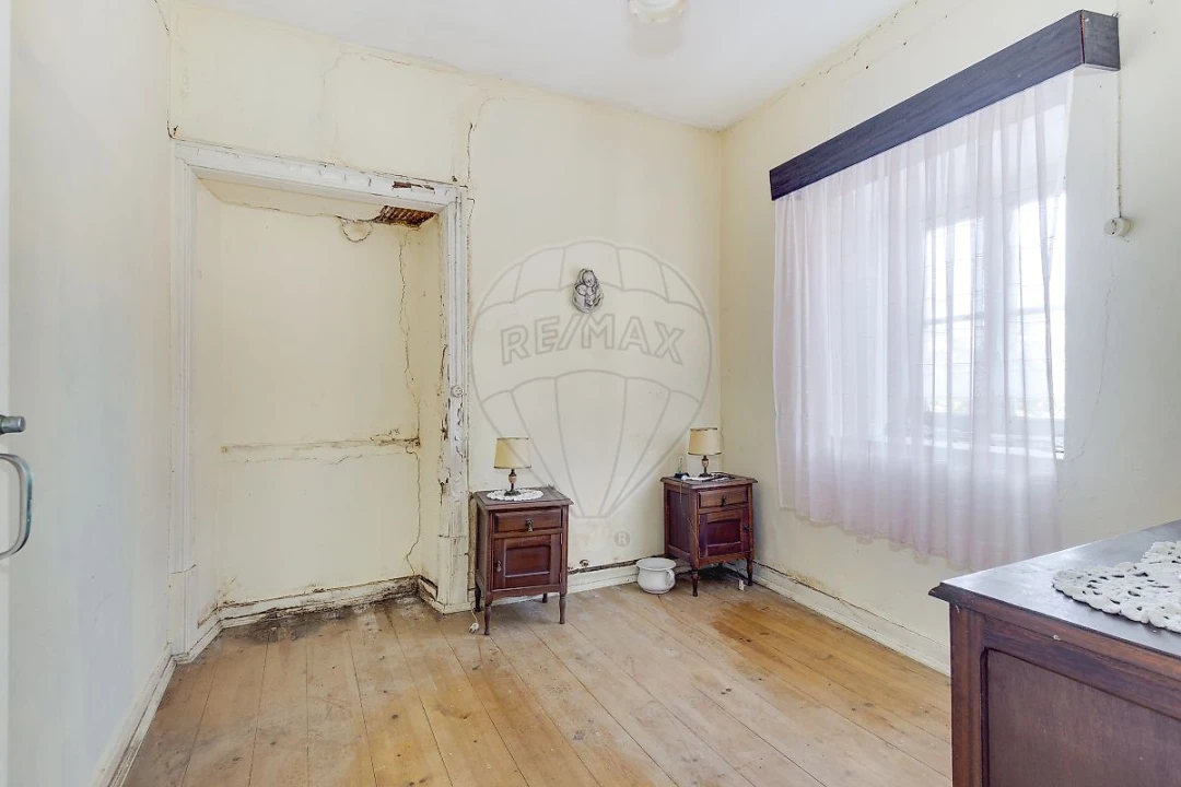 Moradia T6 para Venda em Santo Isidoro Foto 36